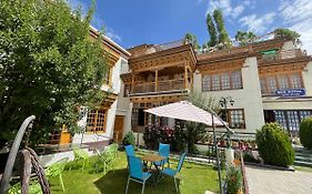 New Royal Guest House